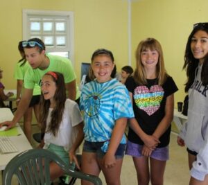 Summer-camp-for-7th-8th-9th-graders-13-14-15-year-olds-near-Morris Plains-1